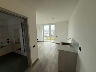 Der Einblick in eine Wohnung vor dem Erstbezug